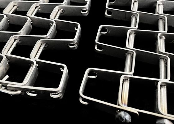 Конвейерная лента из нержавеющей стали для транспортировки бутылок пива